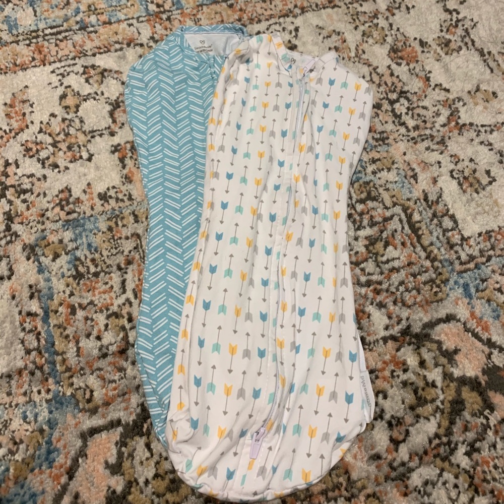 Unisex SwaddleMe newborn swaddles